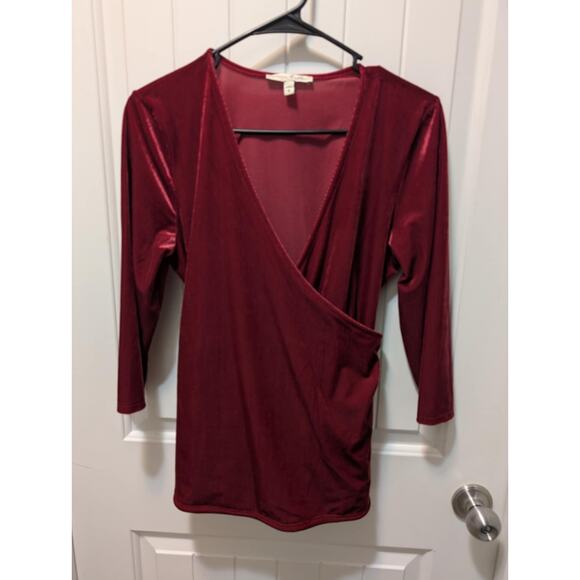 Express Red Velour Dressy Casual Wine Colored Blouse Wrap Top Tie Back Size L - Picture 1 of 10